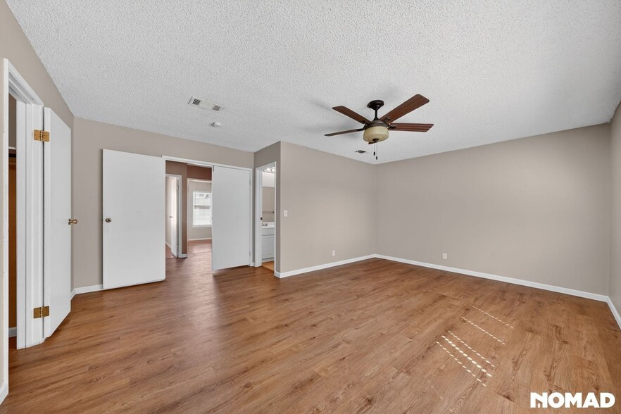 Building Photo - 4628 Michillinda Ln