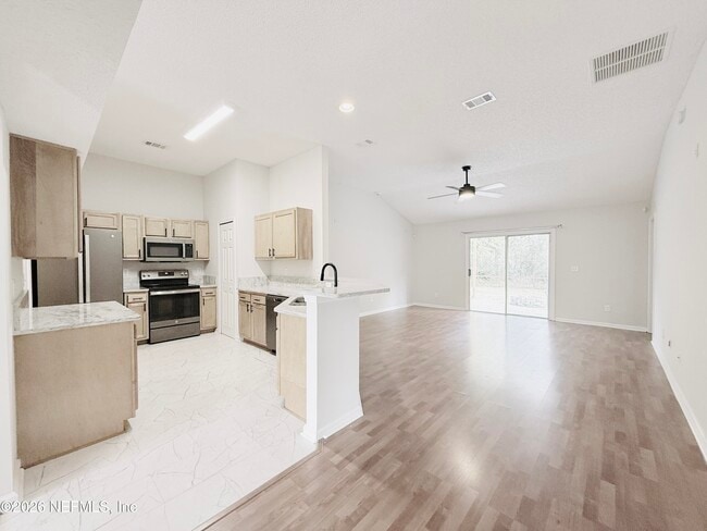 Building Photo - 8713 Star Leaf Rd N