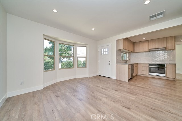 Building Photo - 2938 Mary St