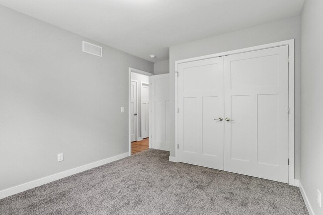 Building Photo - 200 Chalet Dr