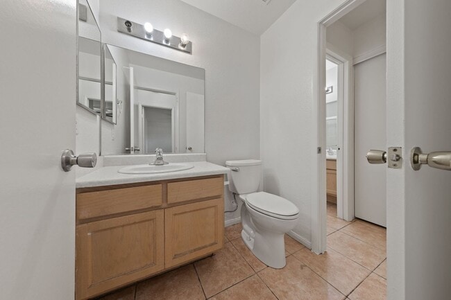 Building Photo - Spacious 4-Bedroom Home on Oversized Lot –...