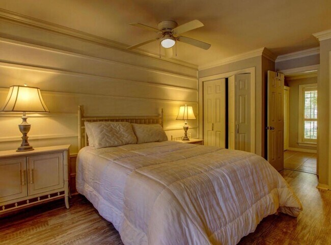 Building Photo - Executive Lakefront Retreat with Private P...
