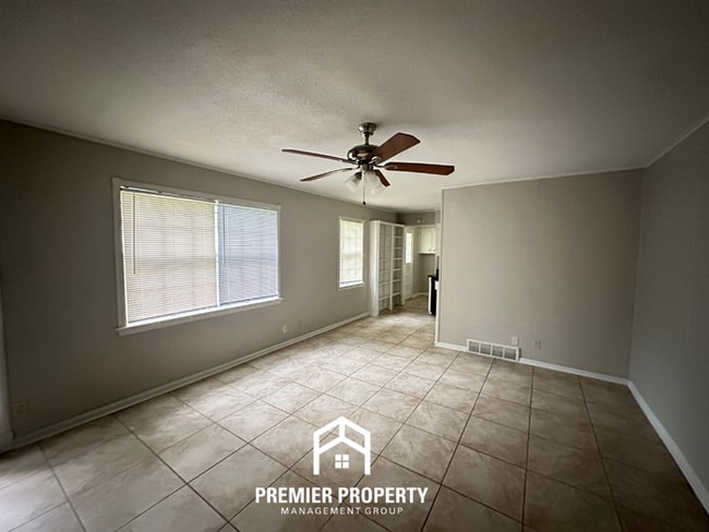 Building Photo - Spacious 3BR/2BA Bartlett Home | 1,770+ SQ FT, Tile Floors & Large Fenced Yard