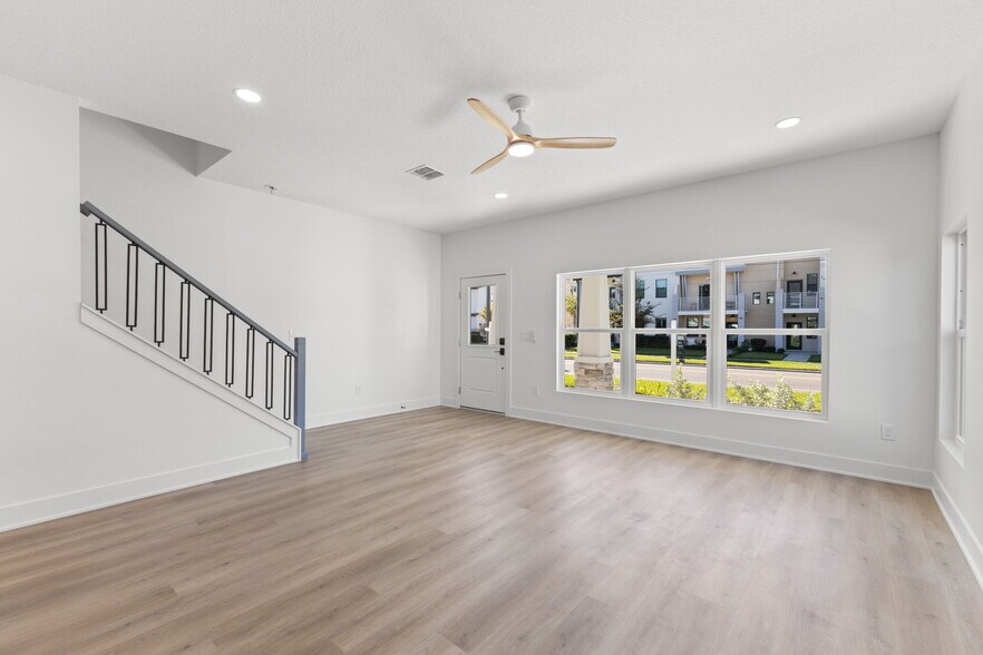 Building Photo - 2525 13th Ave N