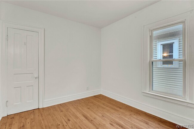 Building Photo - 238 Saranac Ave