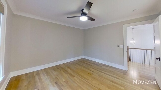 Building Photo - 1265 Pinecrest Ave