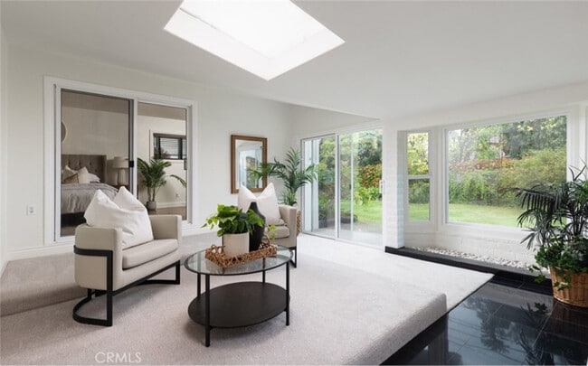 Building Photo - 14191 Lambeth Way