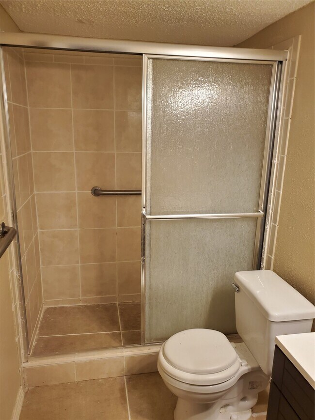Building Photo - 6701 Sands Point Dr