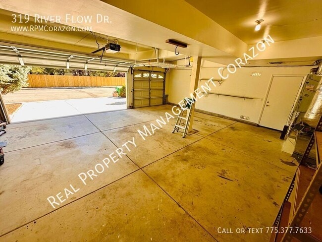 Building Photo - 319 River Flow Dr