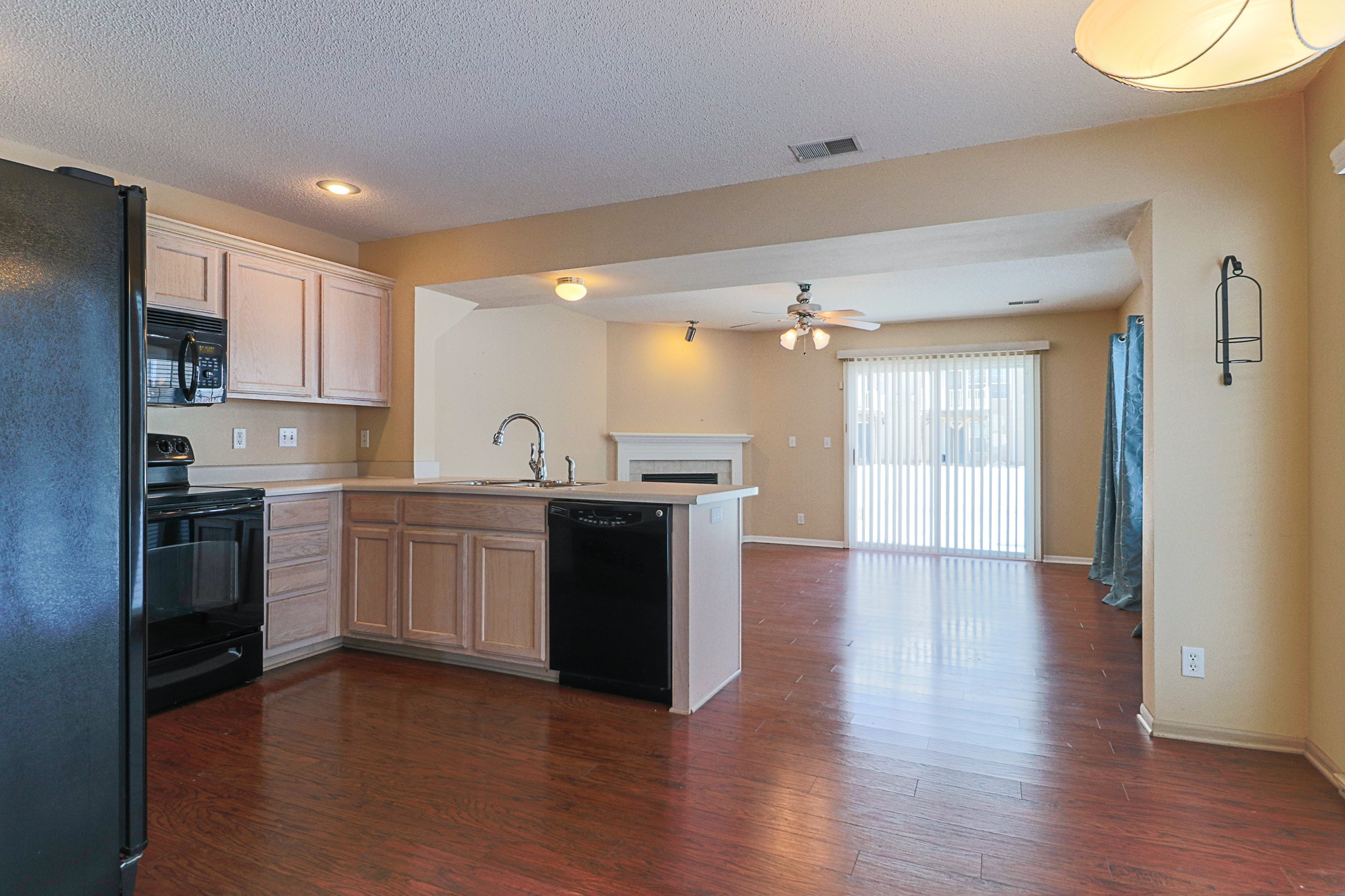 Building Photo - 2147 SW Gooseberry Ln