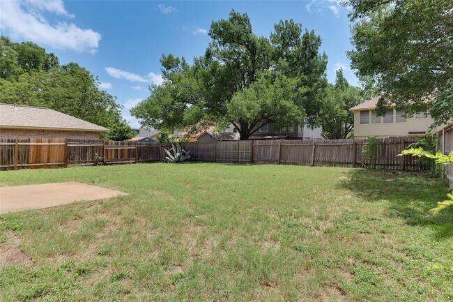 Building Photo - 8313 Columbia Falls Dr