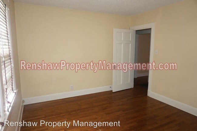 Building Photo - 2 br, 1 bath House - 645 S. Goodlett St.