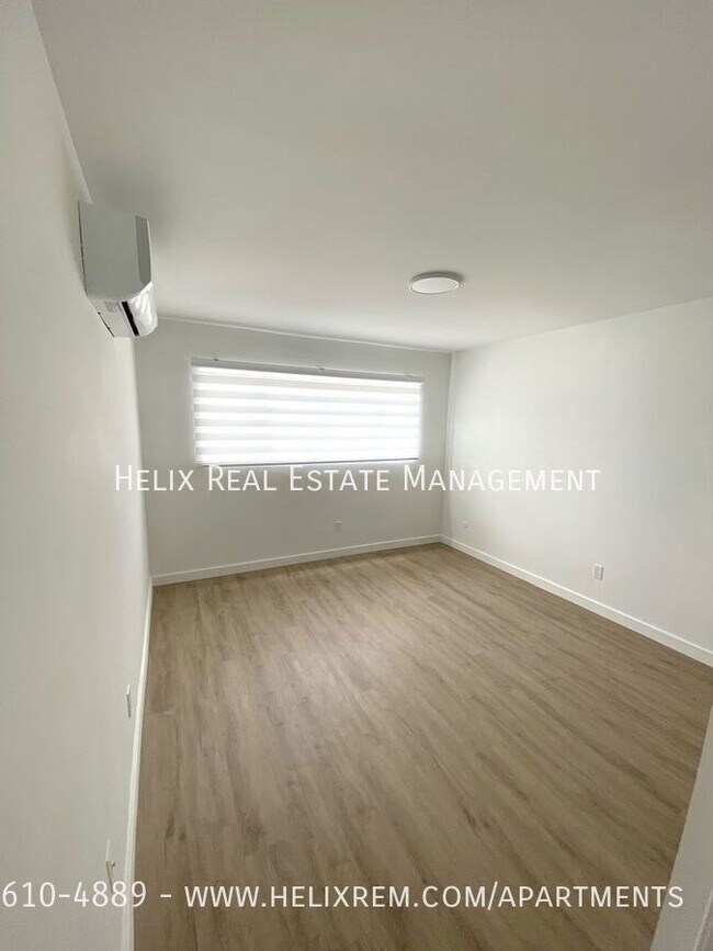 Building Photo - 1313 Huntington Dr