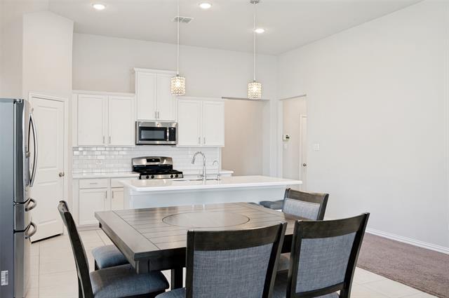 Building Photo - 5490 Mourning Dove Dr