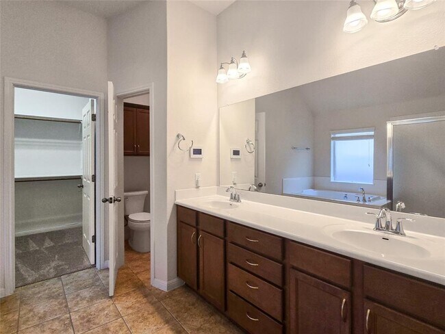 Building Photo - 13108 Hymeadow Cir