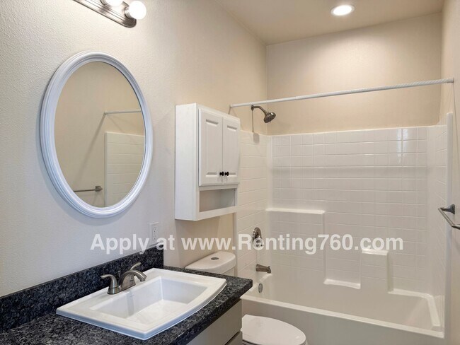 Building Photo - Incredible 4 Bed 3 Bath Home In Sage Estates!!!