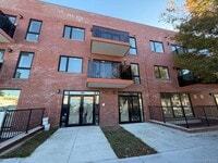 Building Photo - 165-02 Sanford Ave