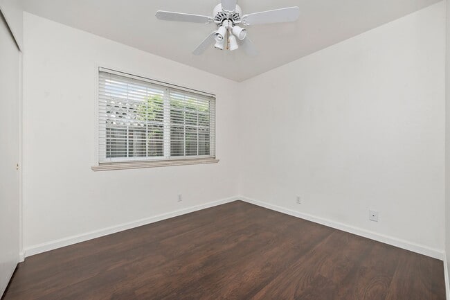 Building Photo - Santa Teresa 4BD/2BA Home with Open Floorplan