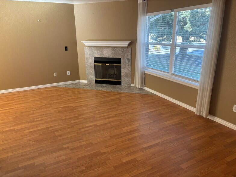 Building Photo - 4295 W 111th Cir