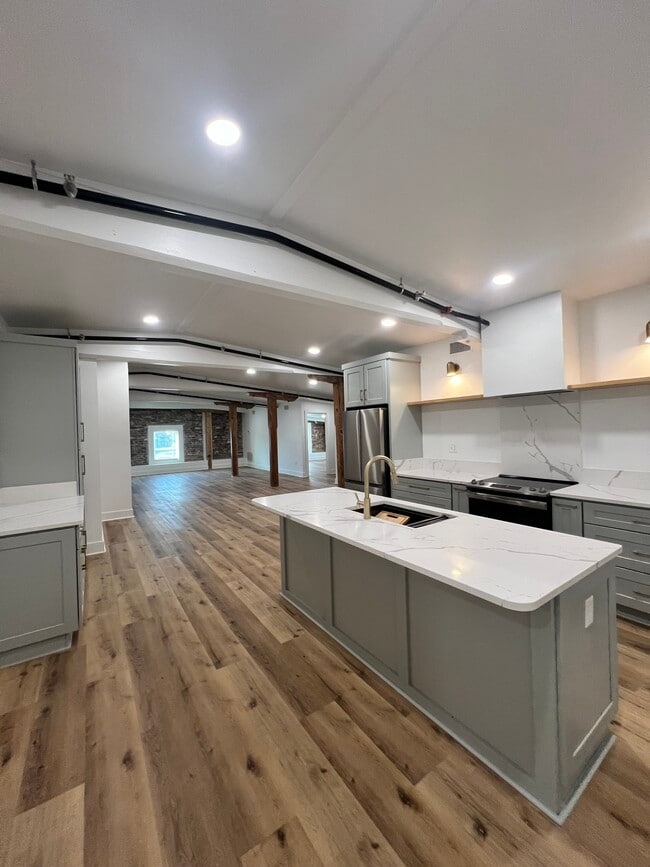 Primary Photo - The Warehouse At Calhoun - RESIDENTIAL
