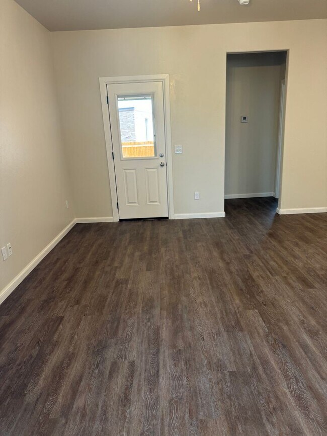 Building Photo - New construction duplex in Newcastle 3 bedroom with game room