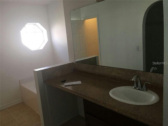 Building Photo - 10439 River Bream Dr