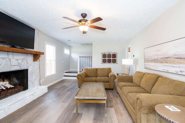 Building Photo - 1060 Washington Ave