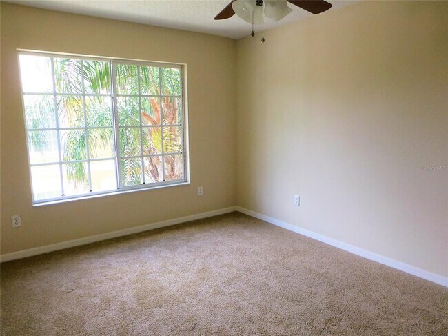 Building Photo - 2233 Fluorshire Dr