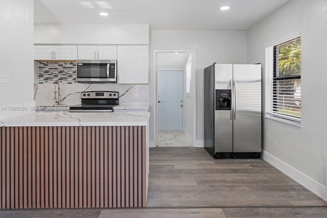 Building Photo - 15900 NW 18th Ave