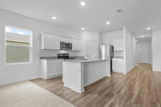 Building Photo - 141 Rother Pl