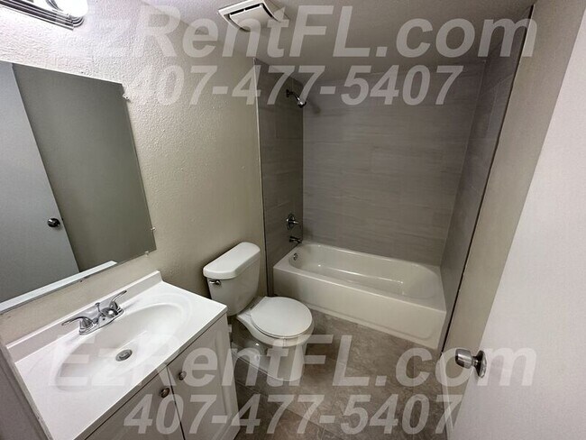 Building Photo - 1832 Blossom Terrace