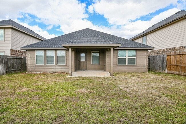 Building Photo - 1515 Anyder Pl