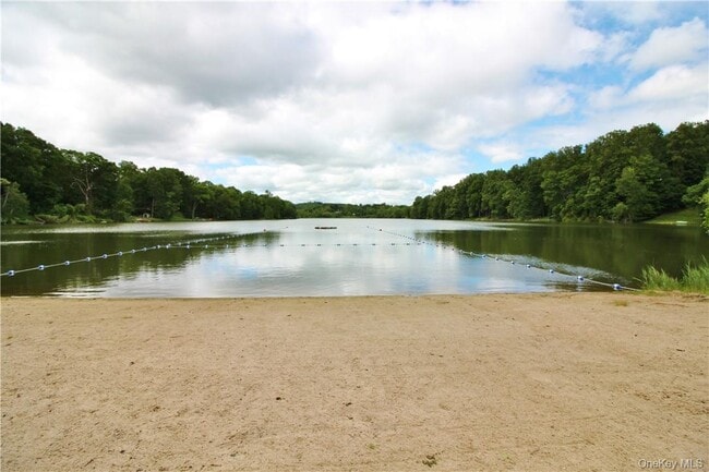 Building Photo - 155 Shear Hill Rd