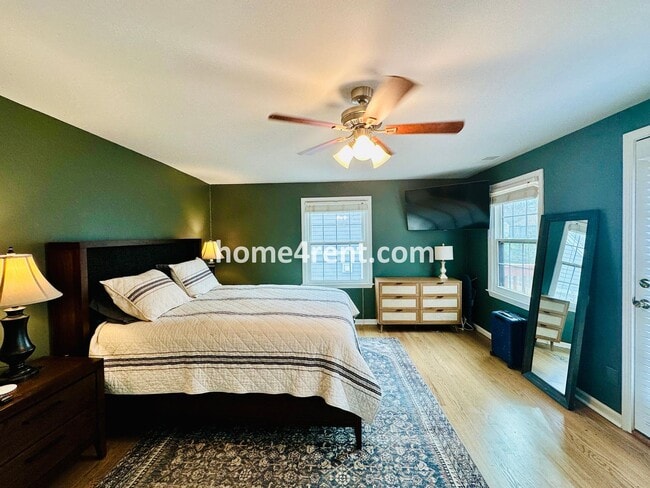 Building Photo - Charming, Prairie Village Home in a Quiet Neighborhood with Wood Floors and a Fenced Yard!