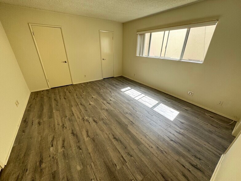 Building Photo - 1825 Glendon Ave