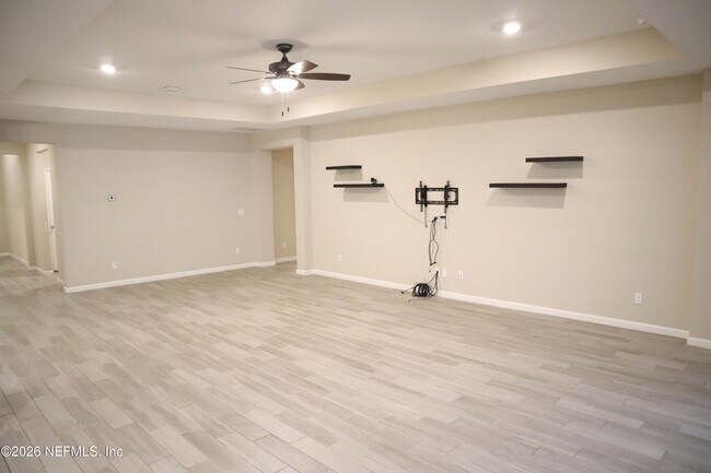 Building Photo - 6816 Crosby Falls Dr