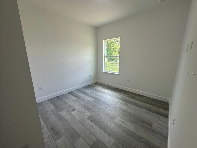 Building Photo - 14951 SW 43rd Terrace Rd