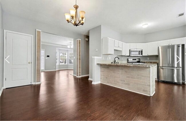 Building Photo - 1243 Blairs Pointe Dr SW