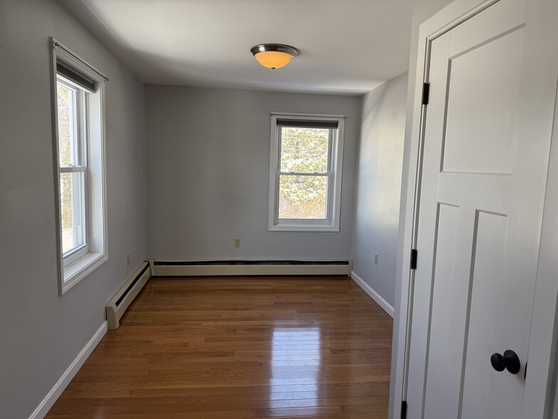 Bedroom 3 - 1276 Broadway