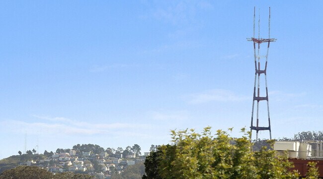 Building Photo - 332 6th Ave