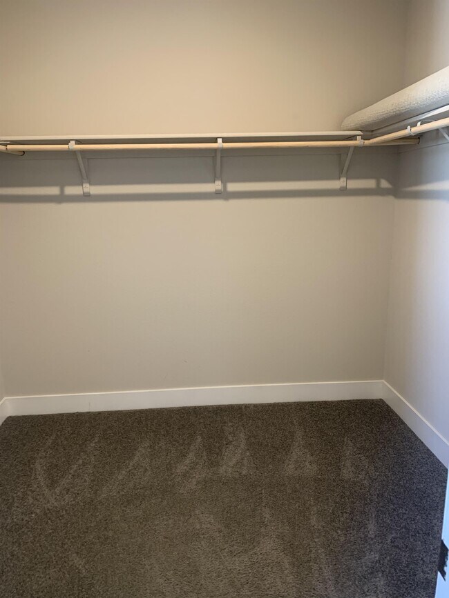 Building Photo - 7600 Arya Ct