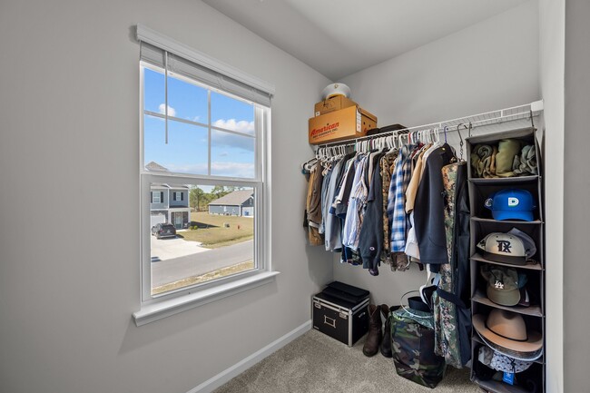 Building Photo - 107 Delray Ct