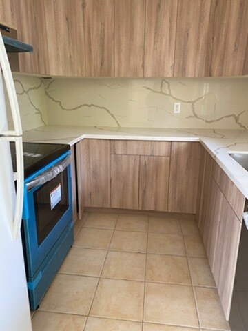 Building Photo - 11433 Rochester Ave