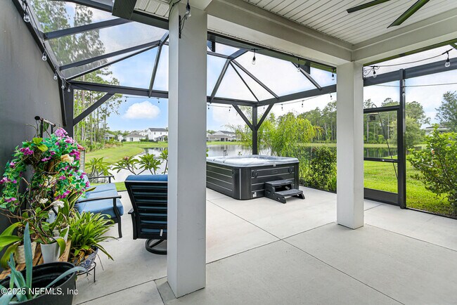 Building Photo - 105 Meadow Creek Dr