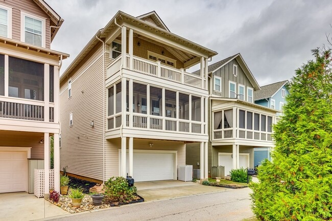 Building Photo - Gorgeous 4 bedroom 3.5 bath home in Riverwalk of Rock Hill!