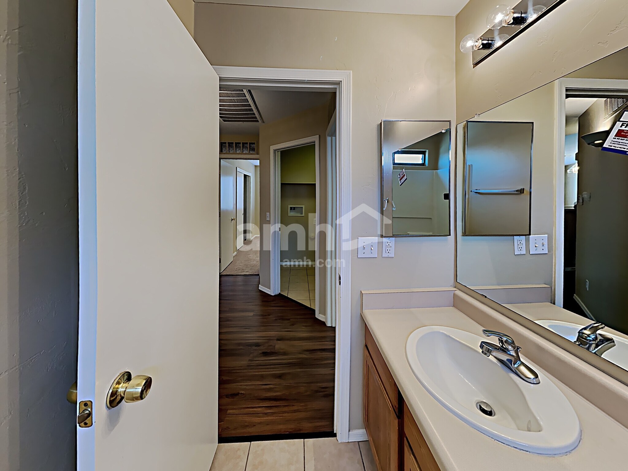 Building Photo - 11110 W Willow Field Dr