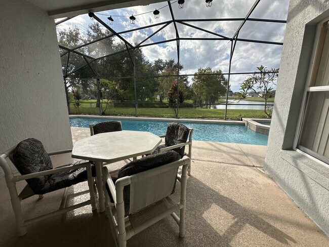 Building Photo - 2548 Aster Cove Ln