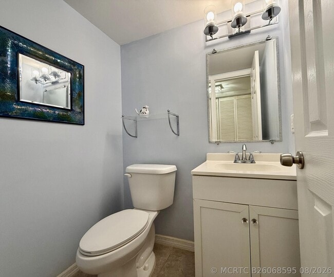 Building Photo - 28 Ventnor Dr