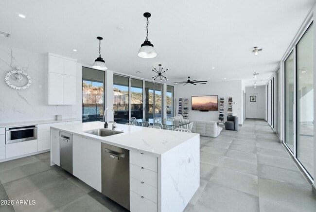 Building Photo - 43359 N 66th St