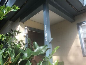 Building Photo - 3 Bed House on Atkamire Drive, close to stadium. Available August 2026!